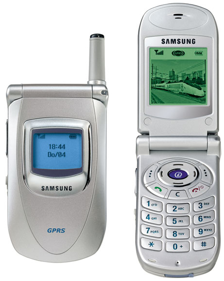  Samsung SGH-Q200